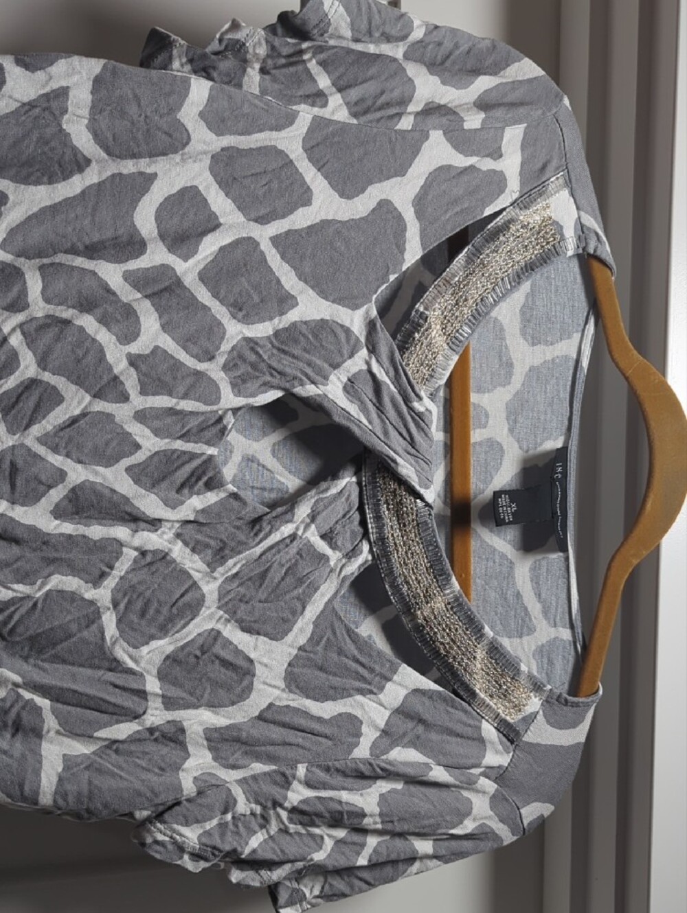 INC International Concepts Gray Animal-Print Short Sleeve Top - Picture 5 of 7